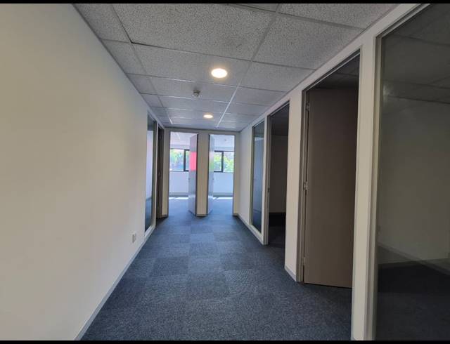 241M² OFFICE TO LET IN DUNKELD